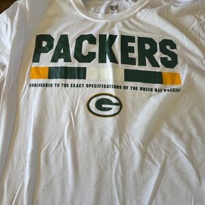 Nike Green Bay Packers Dri Fit short sleeve shirt.